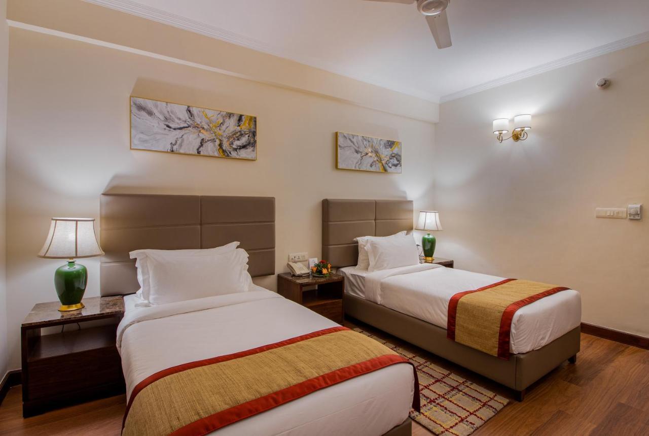 8Fold By Larisa Hotel Shimla Buitenkant foto