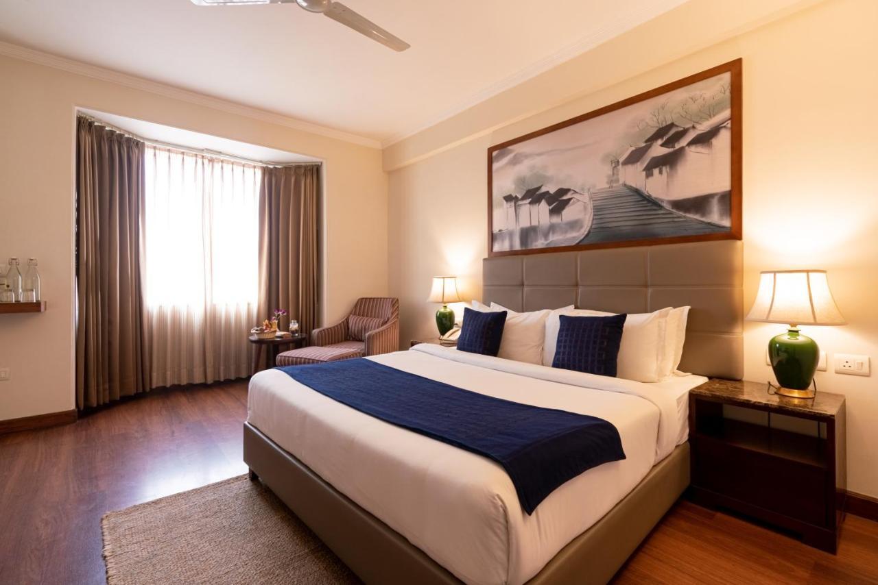 8Fold By Larisa Hotel Shimla Buitenkant foto