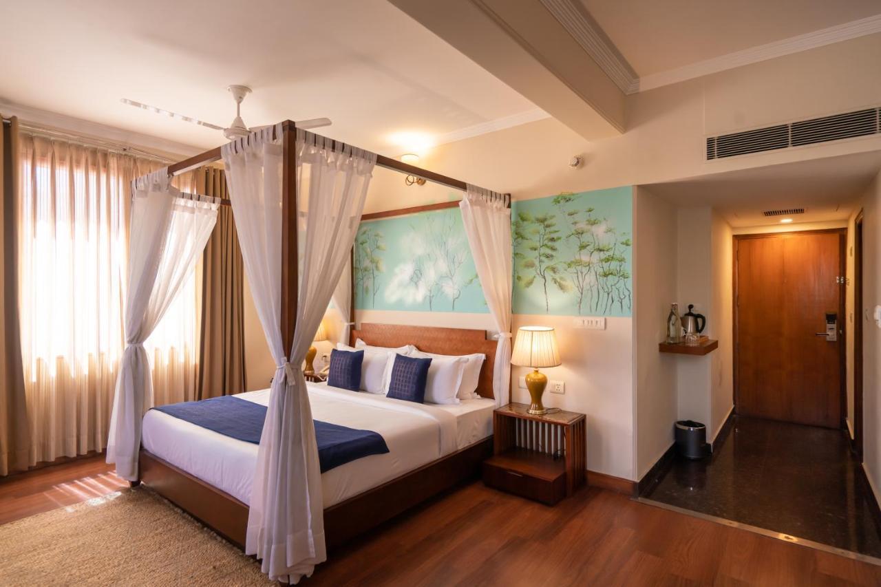 8Fold By Larisa Hotel Shimla Buitenkant foto