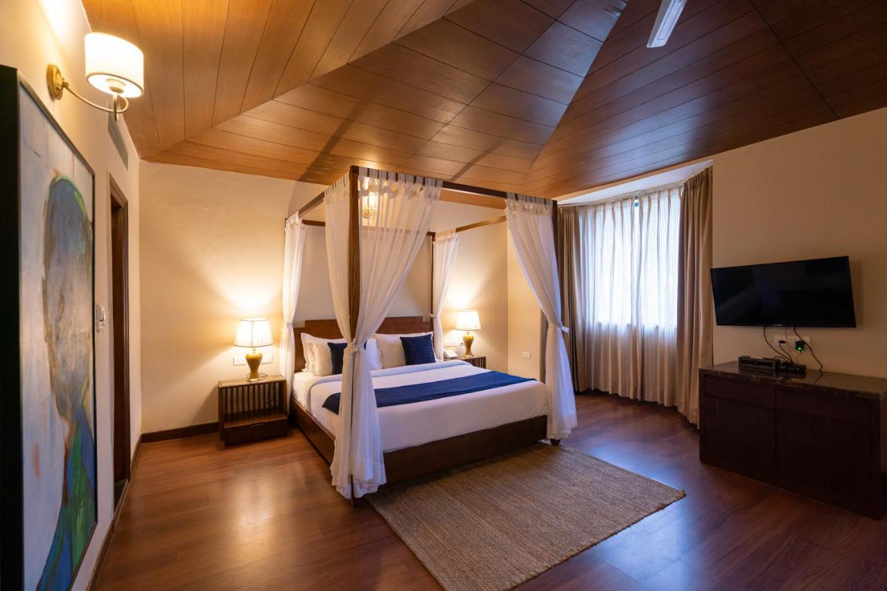 8Fold By Larisa Hotel Shimla Buitenkant foto