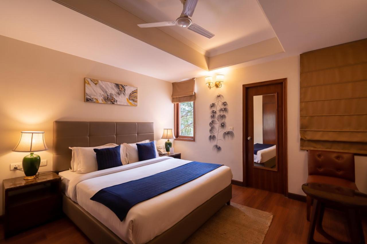 8Fold By Larisa Hotel Shimla Buitenkant foto
