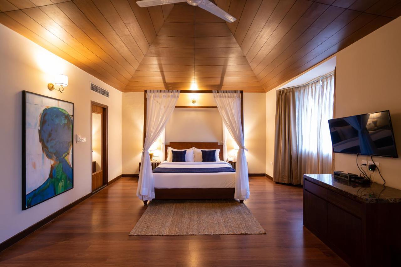 8Fold By Larisa Hotel Shimla Buitenkant foto