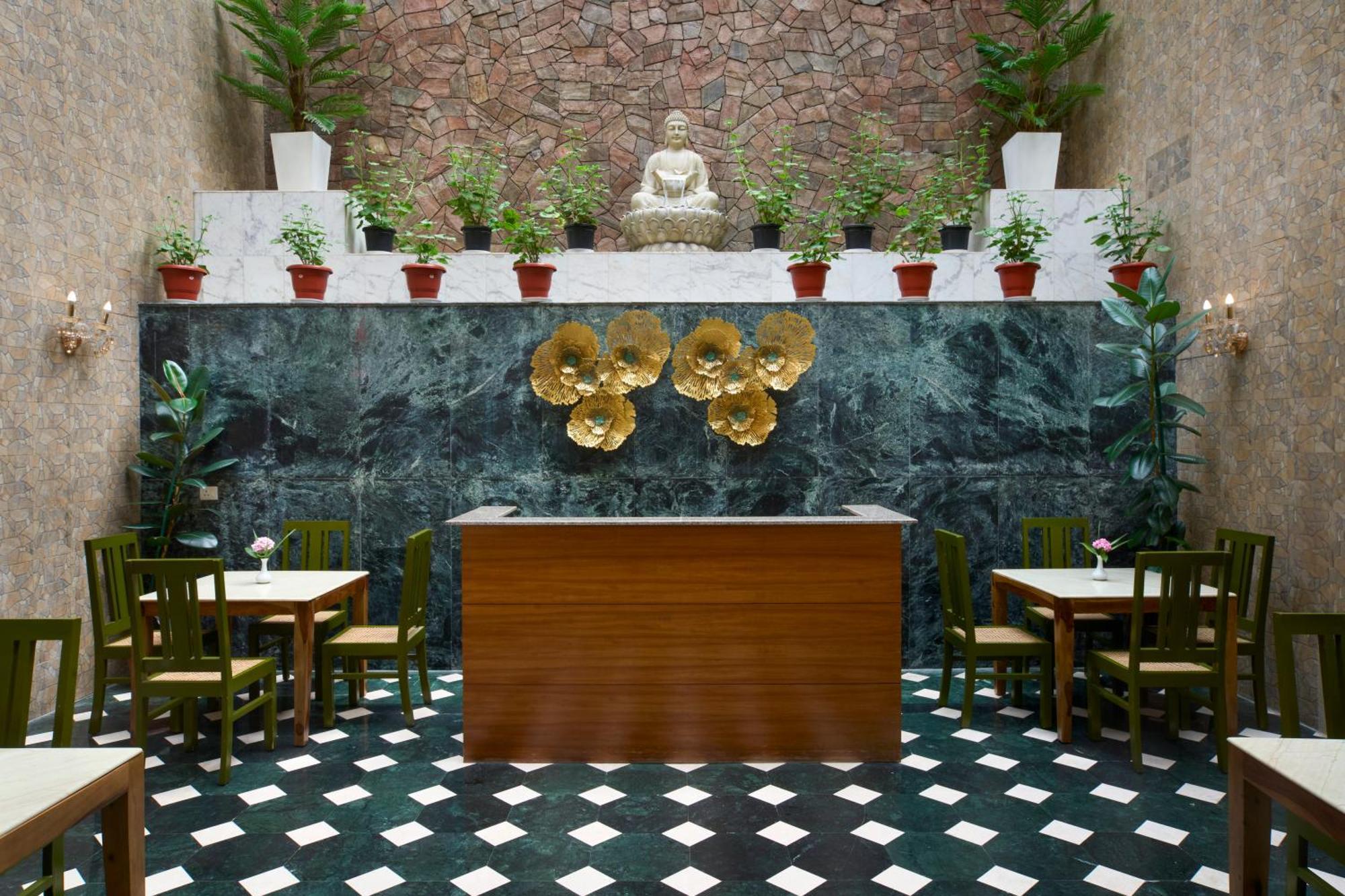 8Fold By Larisa Hotel Shimla Buitenkant foto
